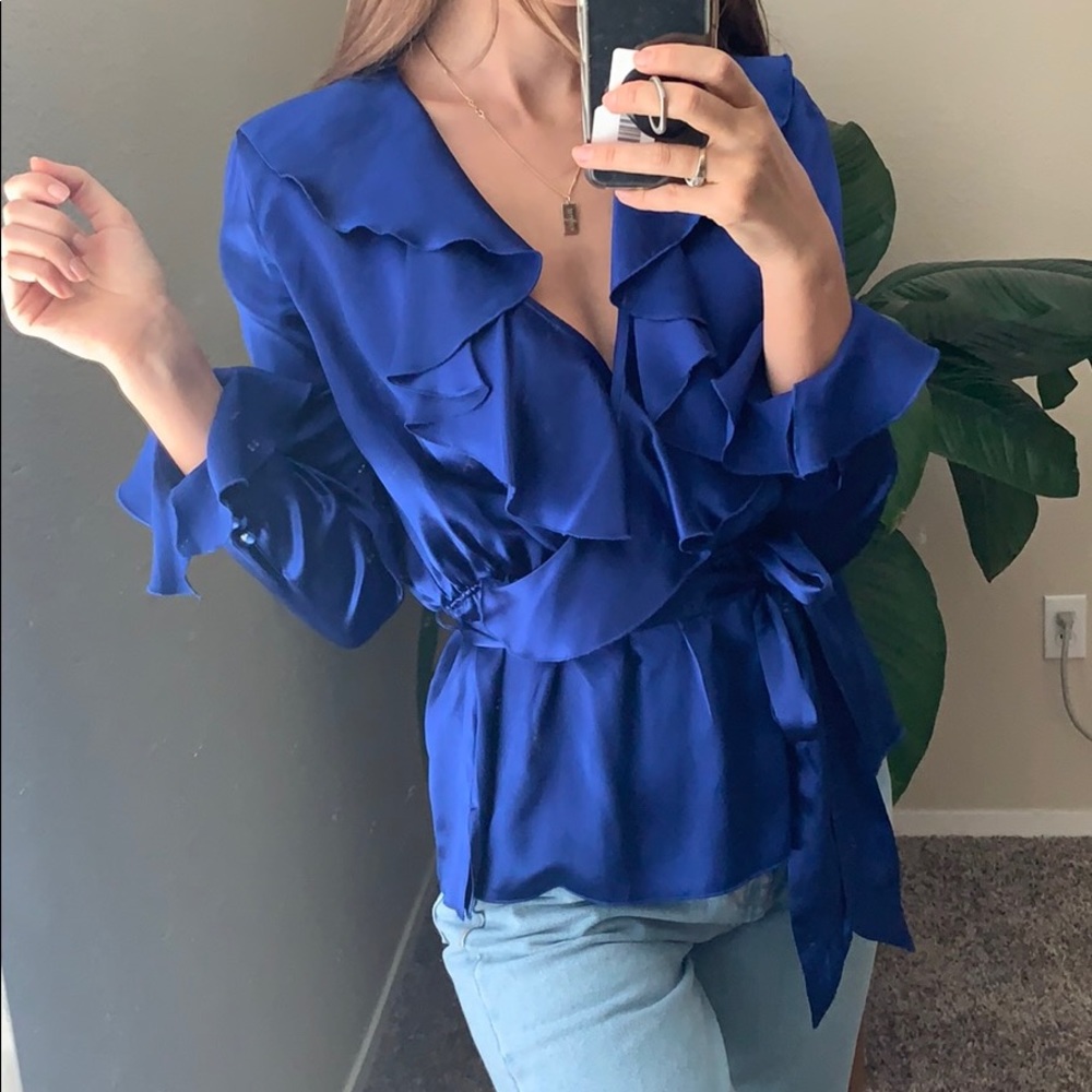 Oscar de la Renta Blue Ruffled Tie Front Blouse